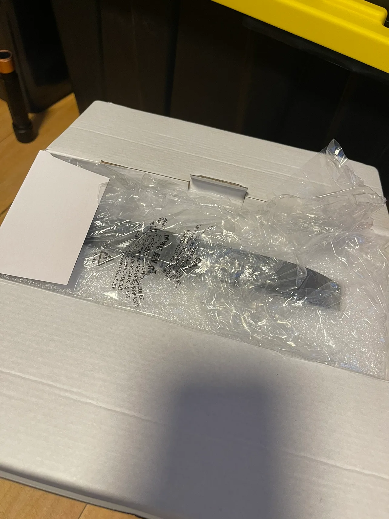 West & Arrow Wireless Charging Station image indicator(3)