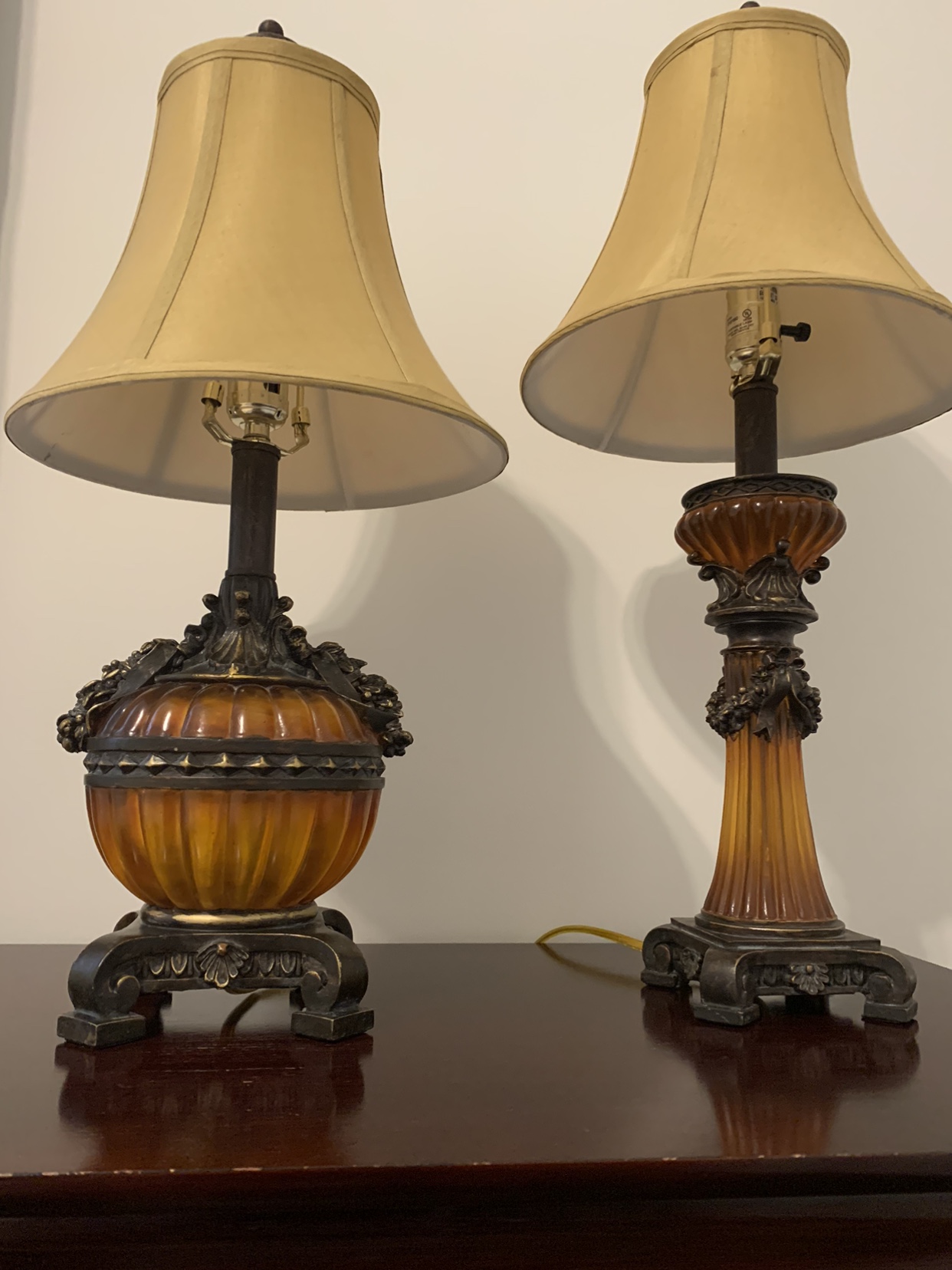 Pair of Table Lamps - photo 4