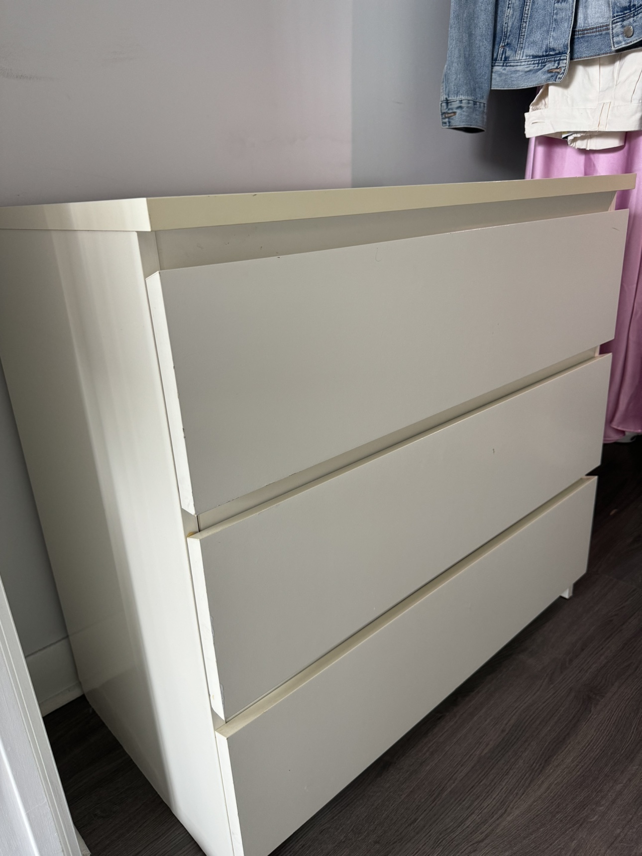 White 3-Drawer Dresser