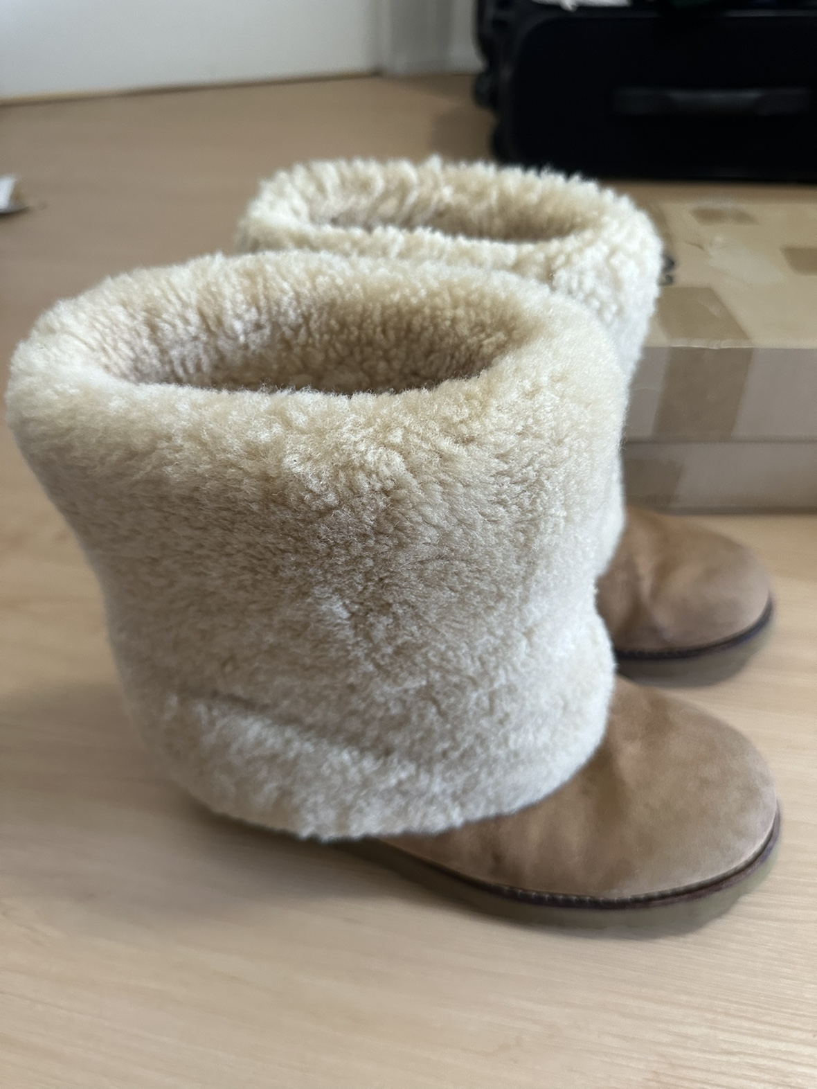 UGG Maylin Chestnut Suede Shearling Waterproof Womens Boots