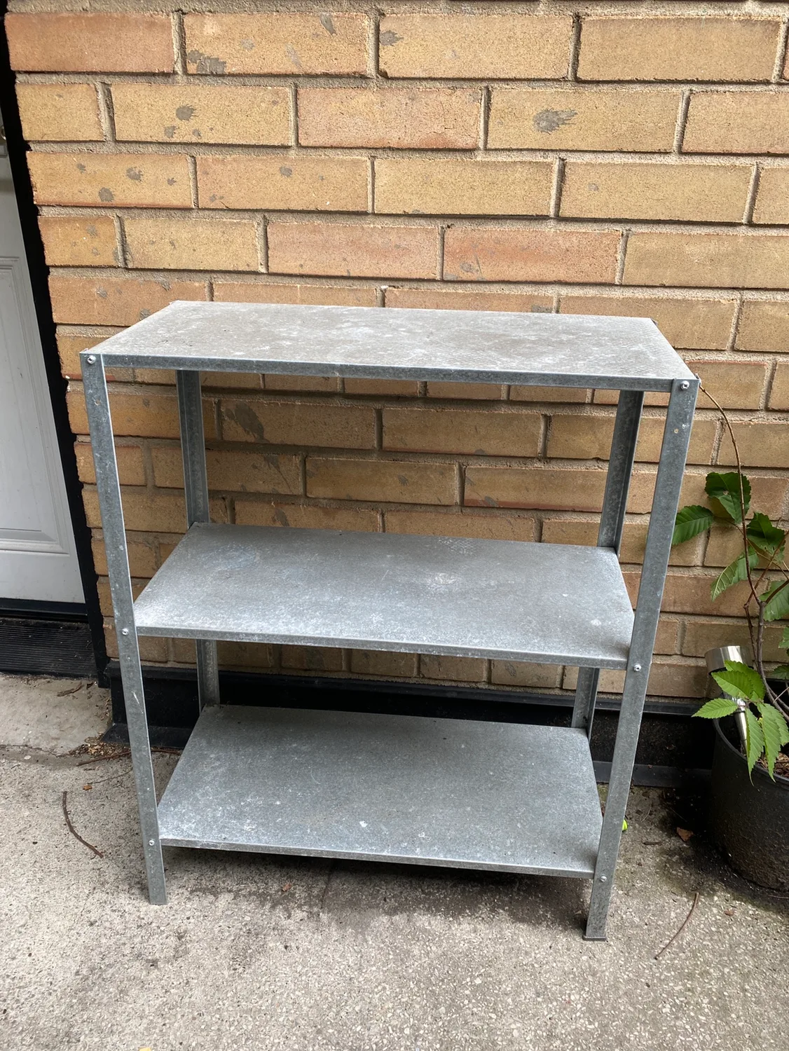 Metal Shelf Unit thumbnail