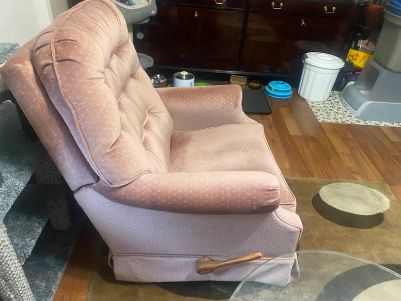 Recliner Chair thumbnail