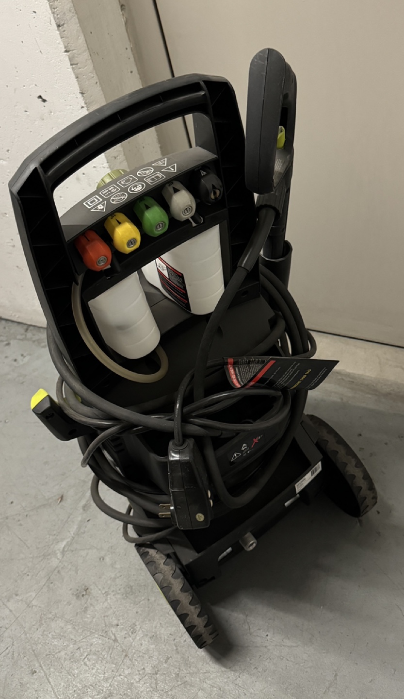 Sun Joe SPX3000 pressure washer - photo 3