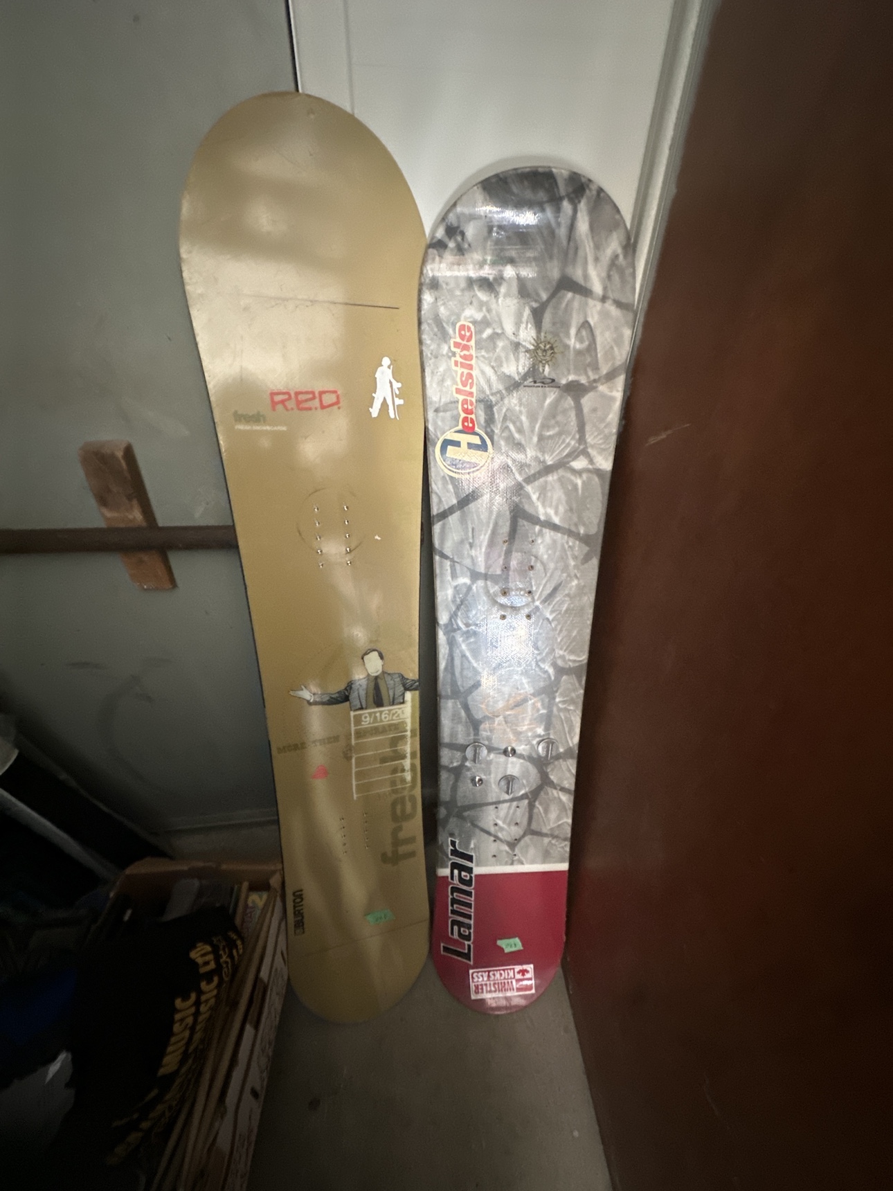 2 Snowboards - Lamar & Fresh