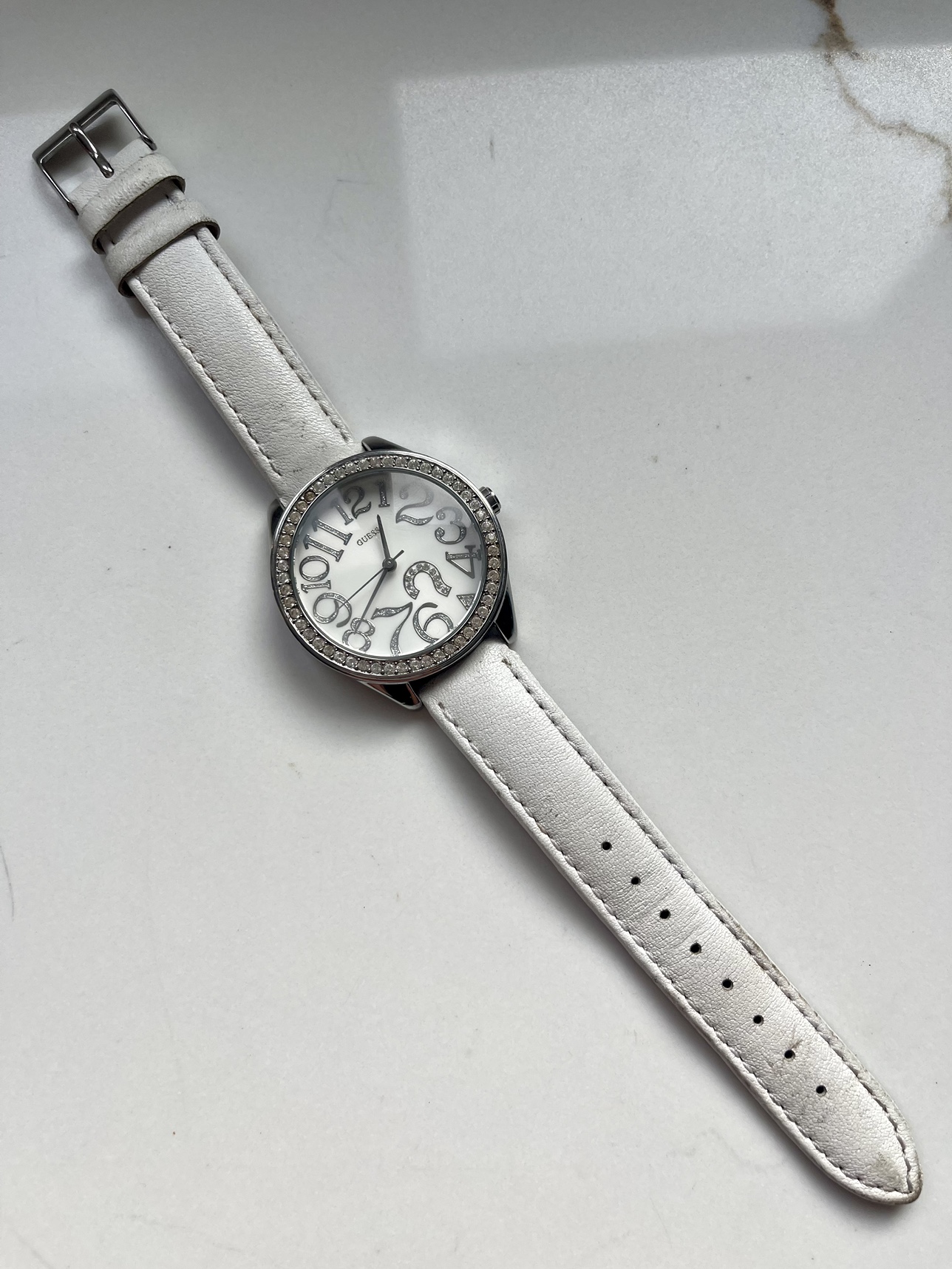 Women Guess Watch G759601 White Silver Case Swarovski