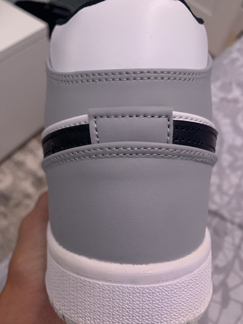 Air Jordan 1 Mid Grey - photo 5