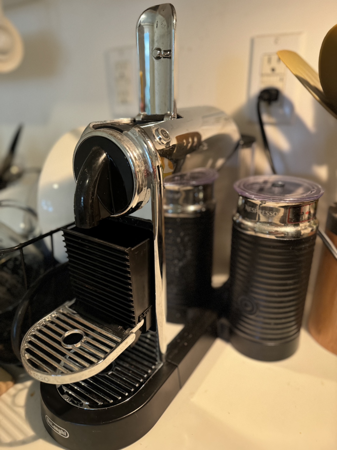 De'Longhi Nespresso Inissia Espresso Machine