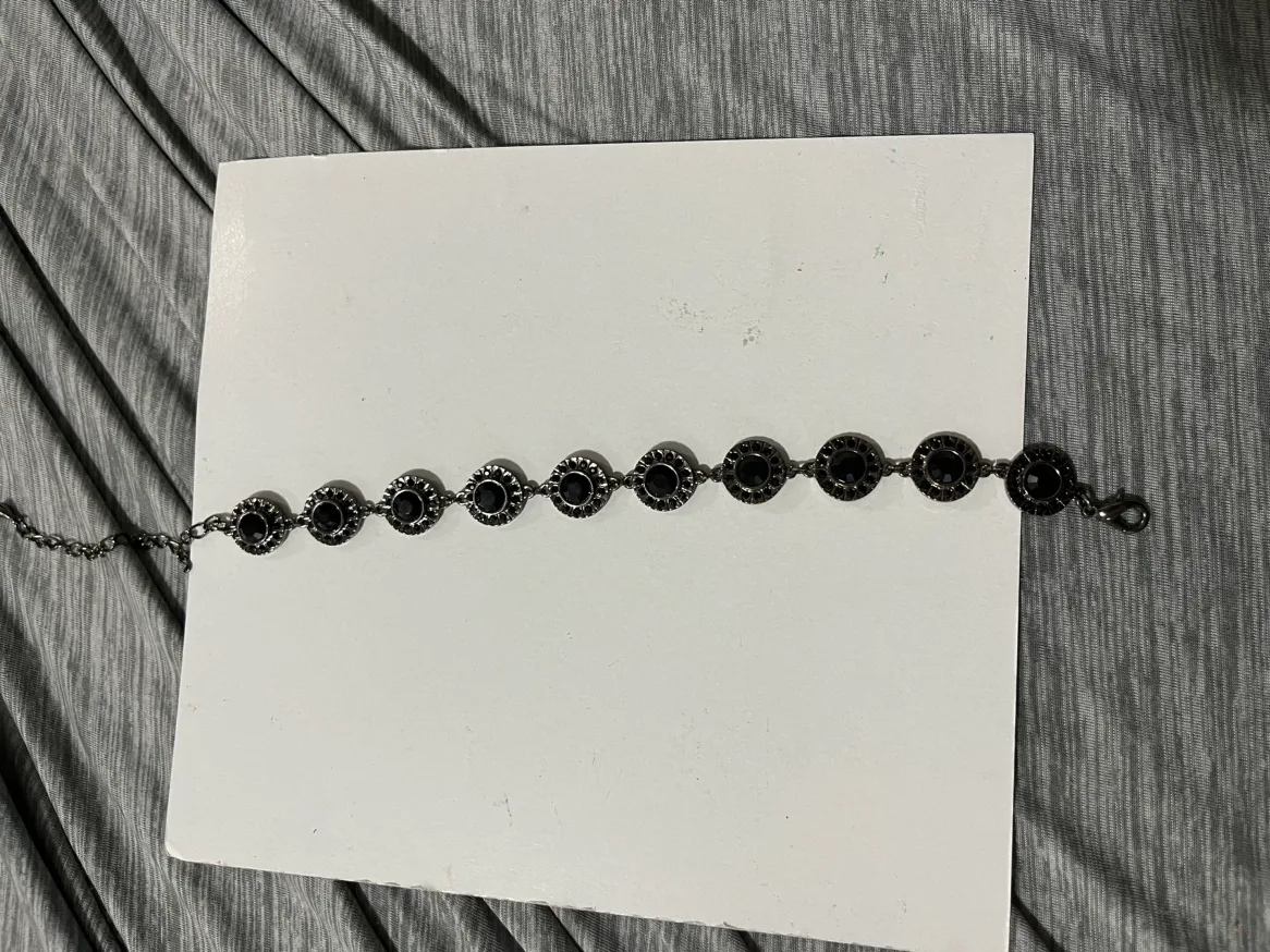 Necklace Lot image indicator(5)