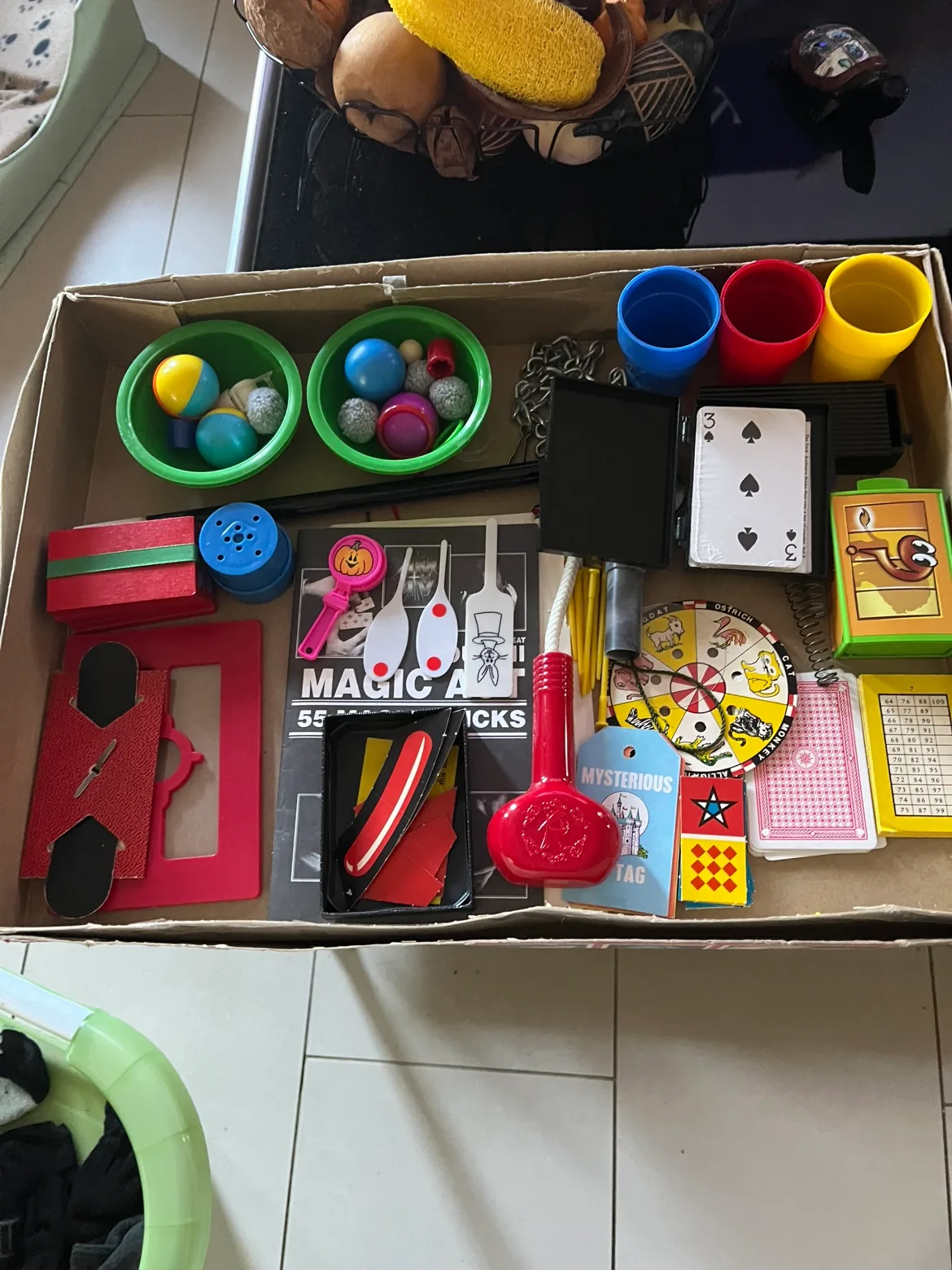 Instant Magic Tricks 2 boxes image indicator(4)