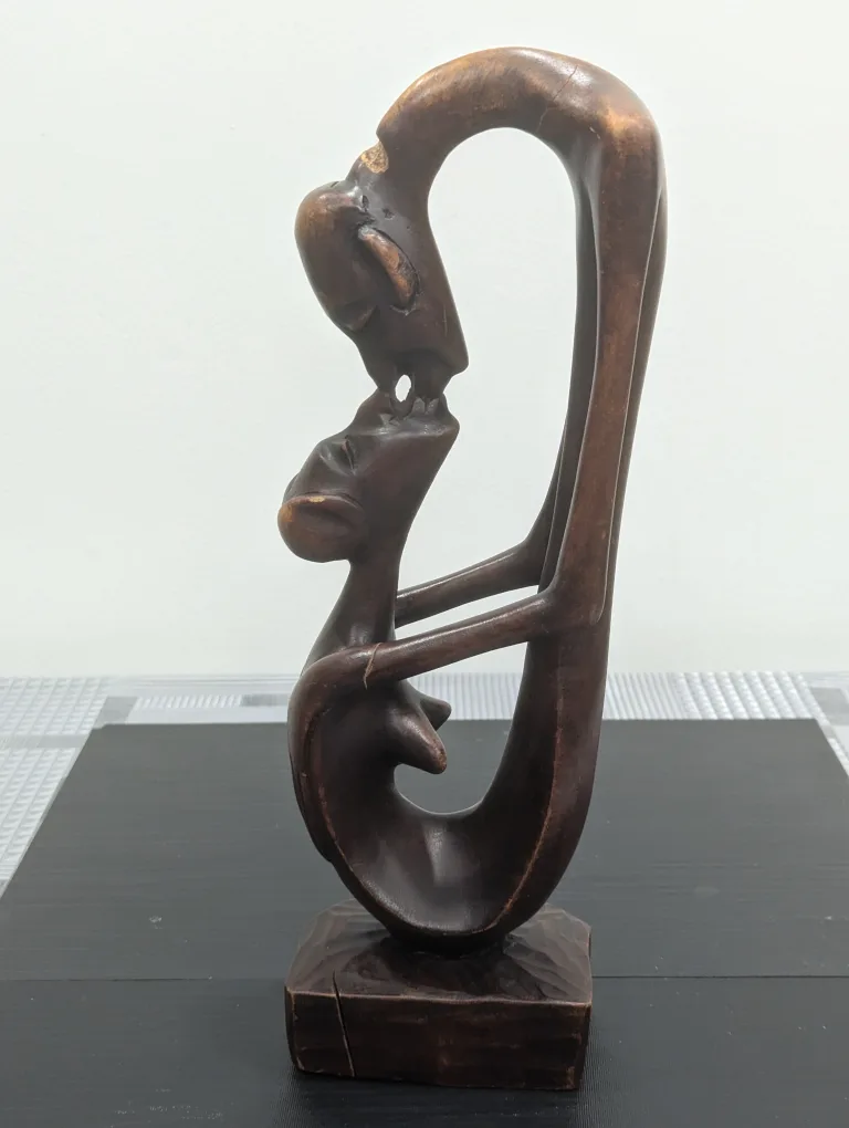 African Wood Carvings image indicator(4)