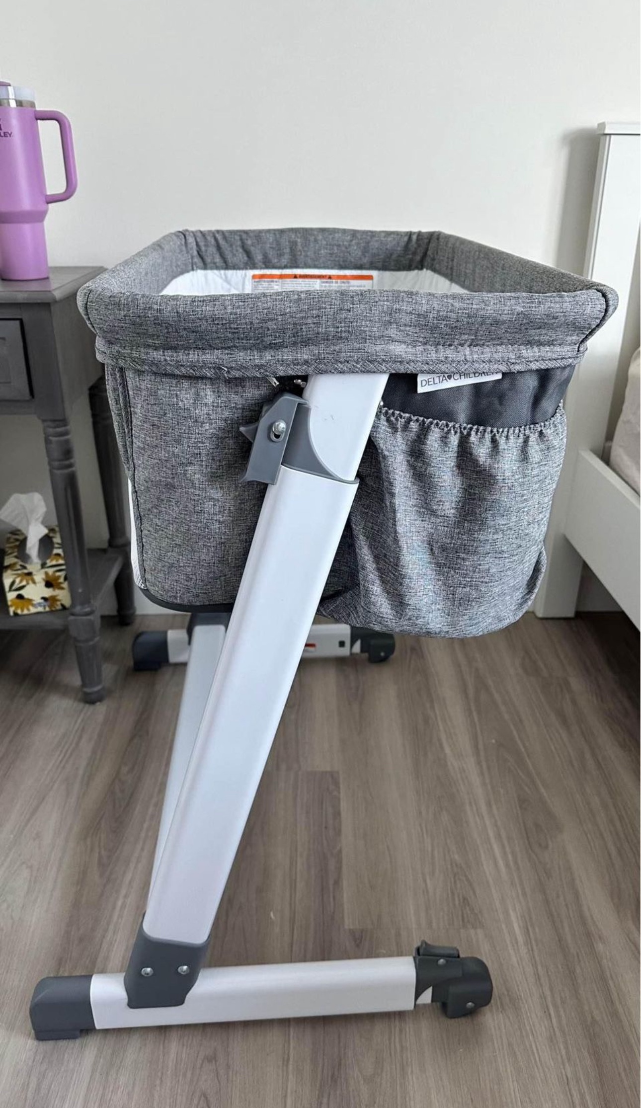 Delta Children By The Bed Deluxe Bassinet - photo 2