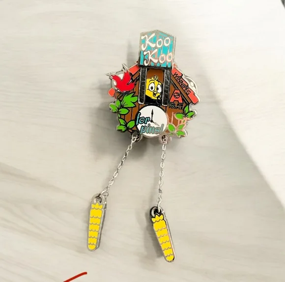 Koo Koo for Pins Winnipeg 2017 Tweety Cuckoo Clock Hidden Cage image indicator(2)