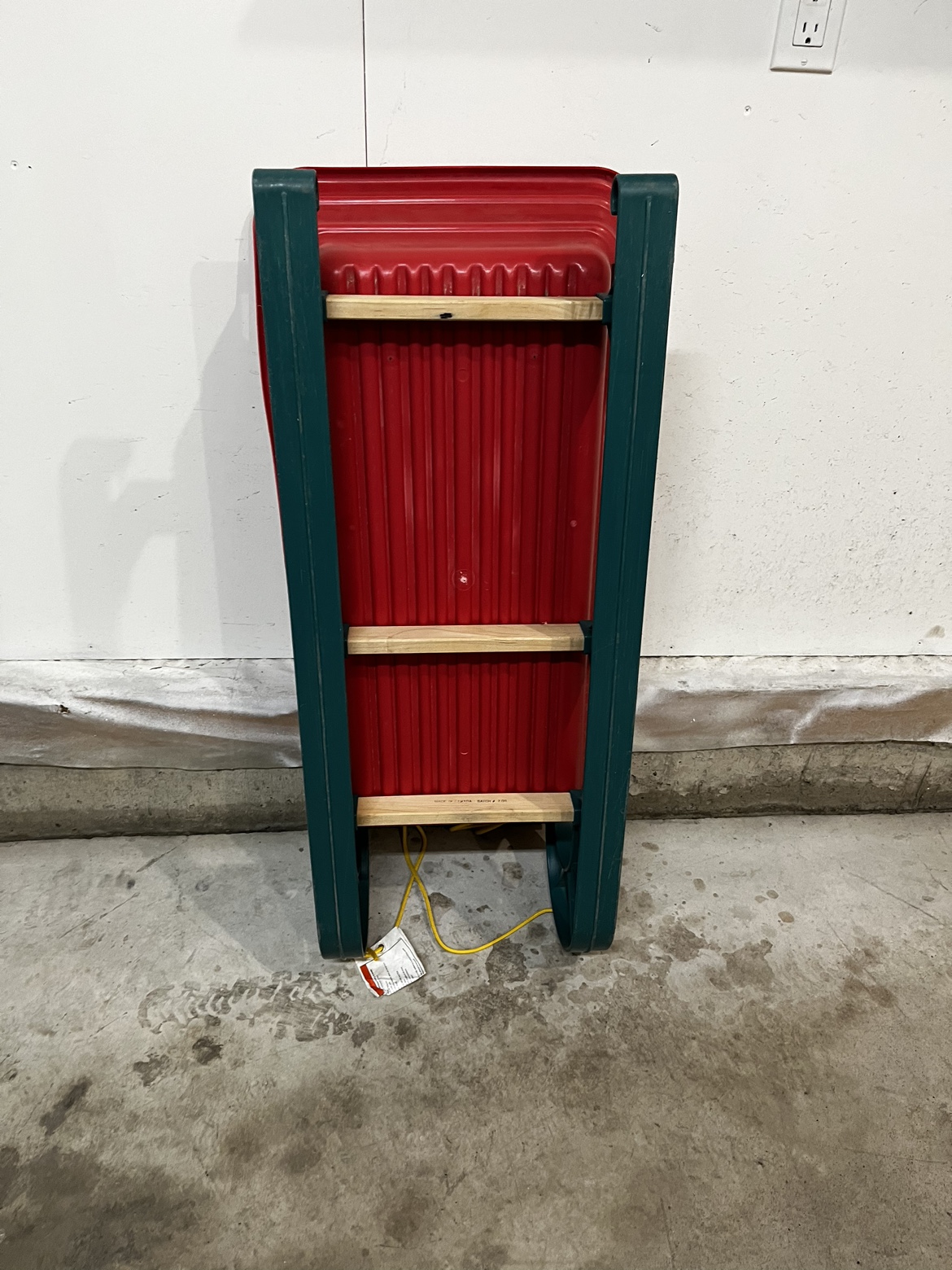 Red Sled with Green Runners - photo 4