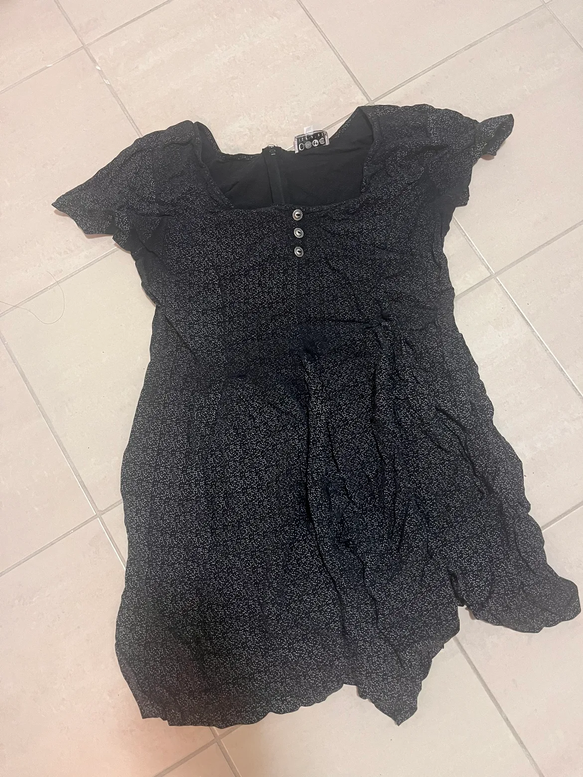 Dress thumbnail
