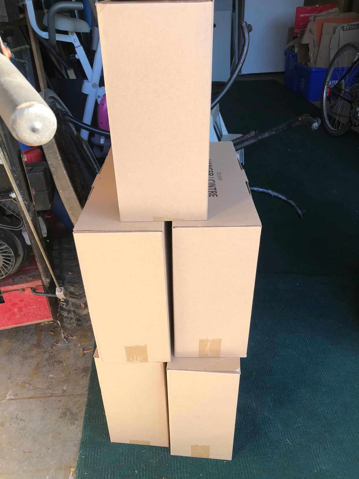 🧡 White Plastic Hangers image indicator(3)