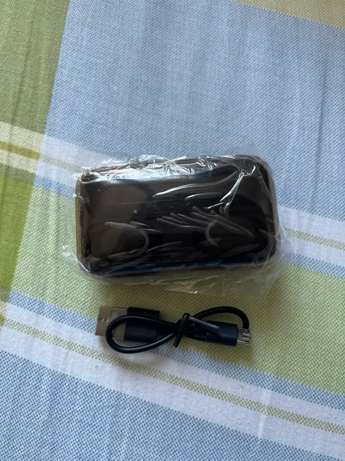Wireless Bluetooth Earbuds thumbnail