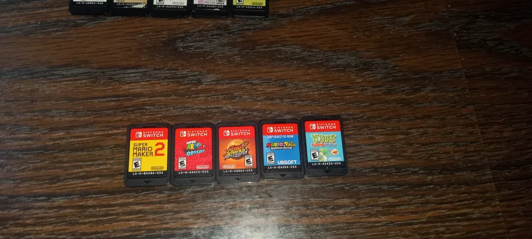 Nintendo Switch Games different prices, which specific game image indicator(2)