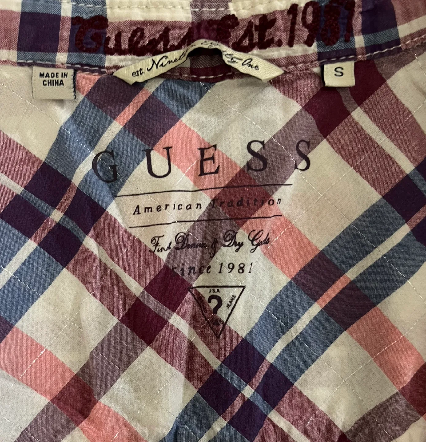 Guess Women’s Shirt image indicator(5)