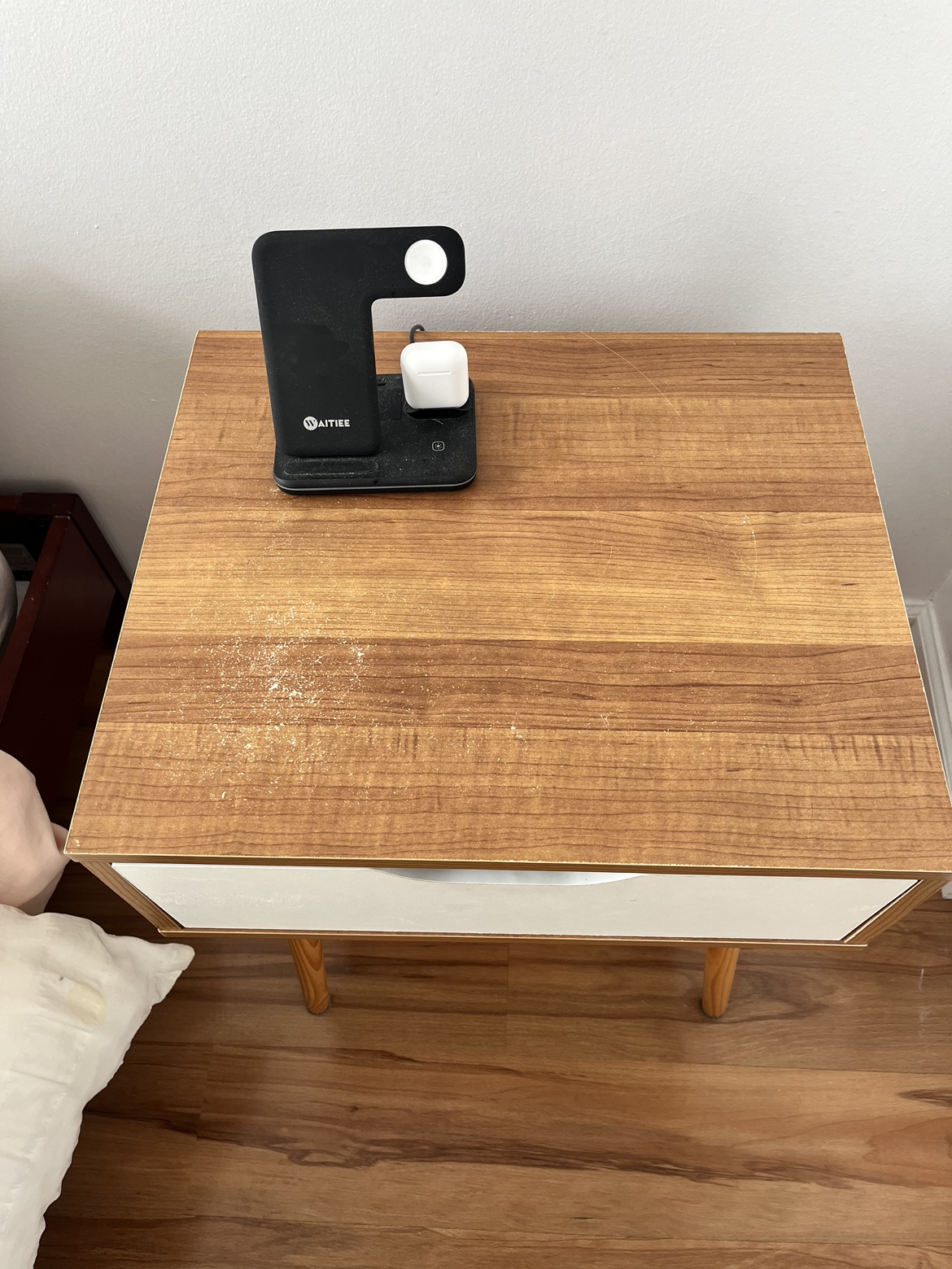 2 Nightstands - photo 4