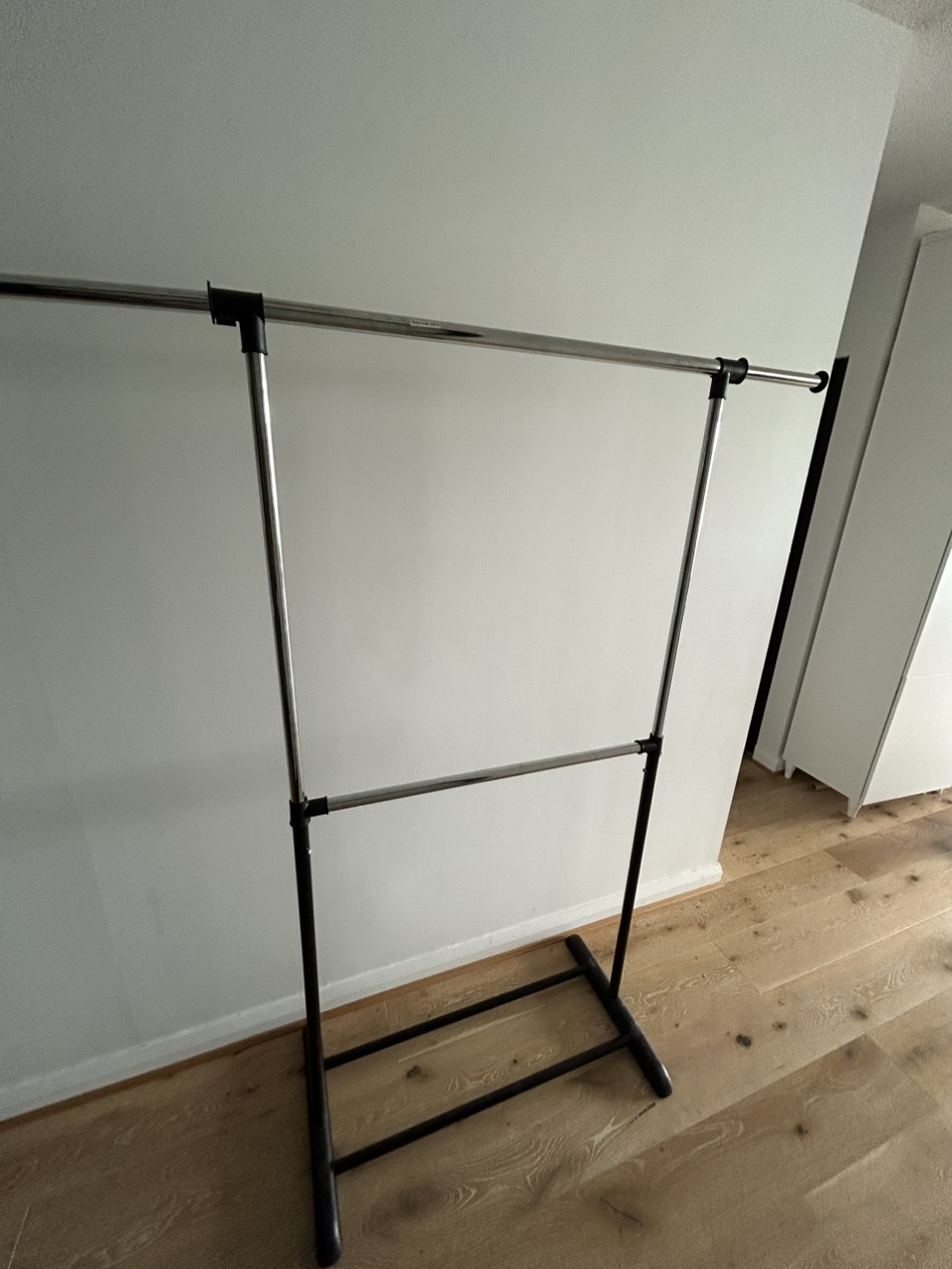 2 Clothing Rack - photo 4