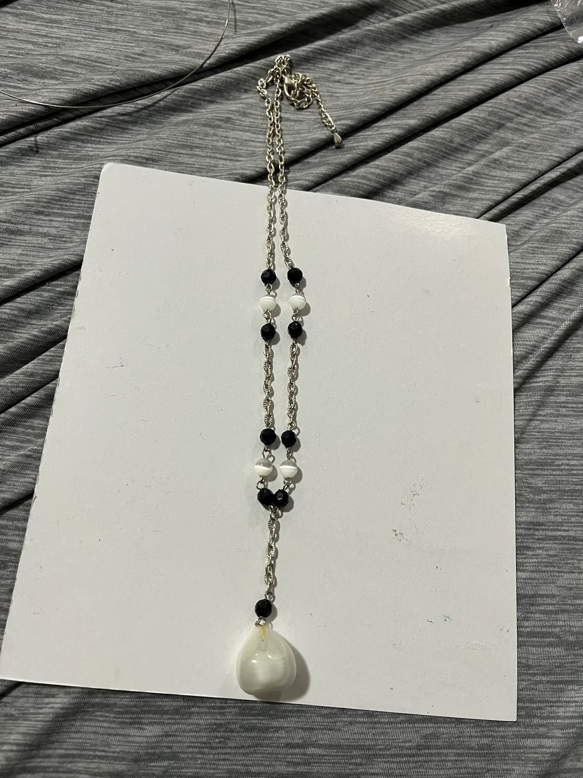 Necklace Lot image indicator(4)