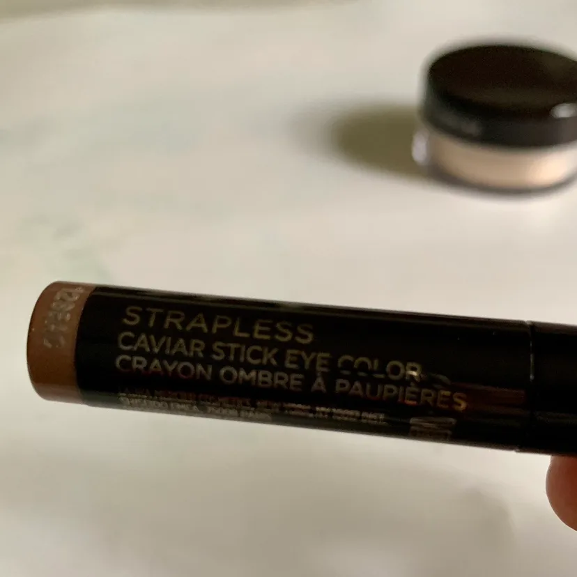 Laura Mercier Eye Colour + Translucent Setting Powder image indicator(3)