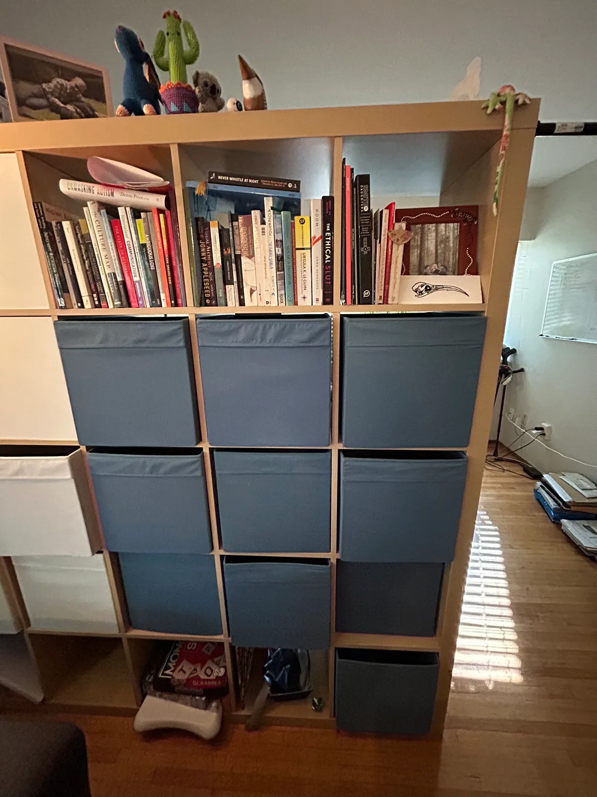 IKEA Kallax Shelving Unit 5x5 thumbnail