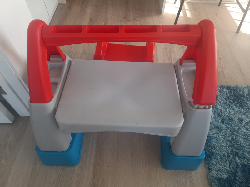 Free New Toddler Desk