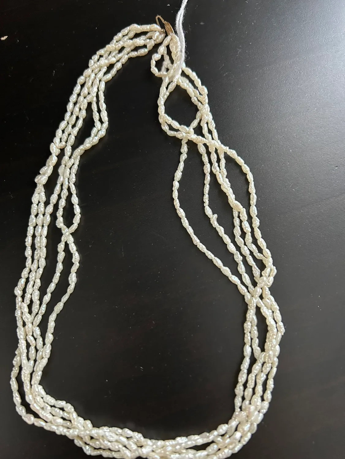 Pearl Necklace and Bracelet Set image indicator(3)