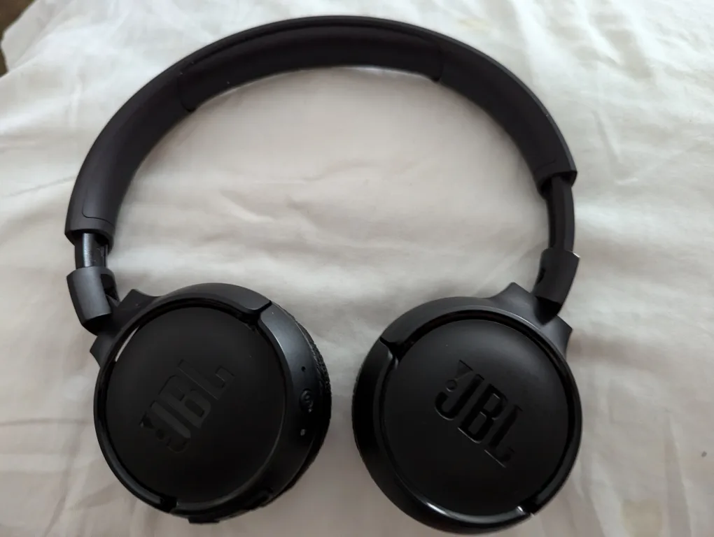 JBL Tune 510BT Wireless Headphones thumbnail