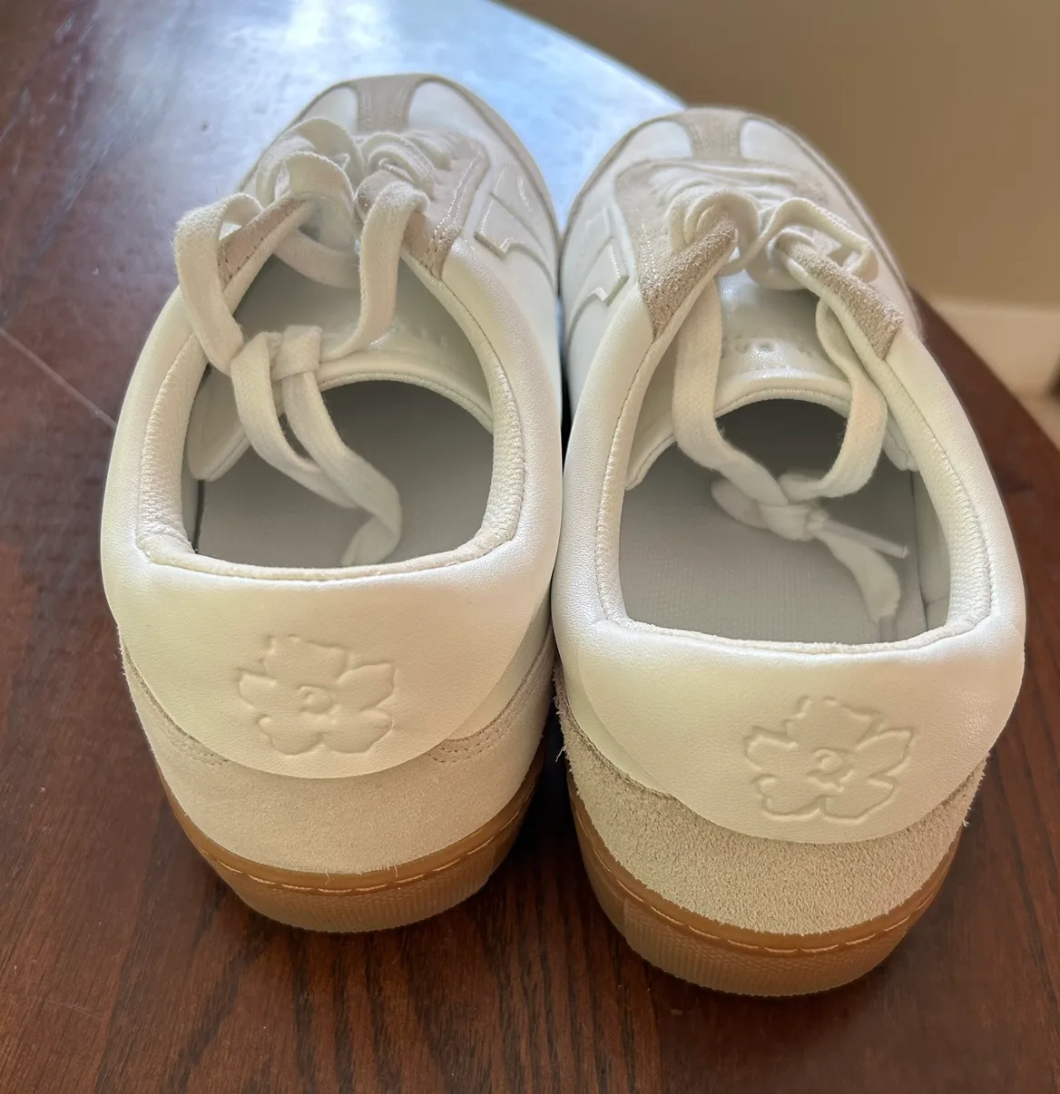 Ted Baker Robbert sneaker made of leather with suede details image indicator(4)