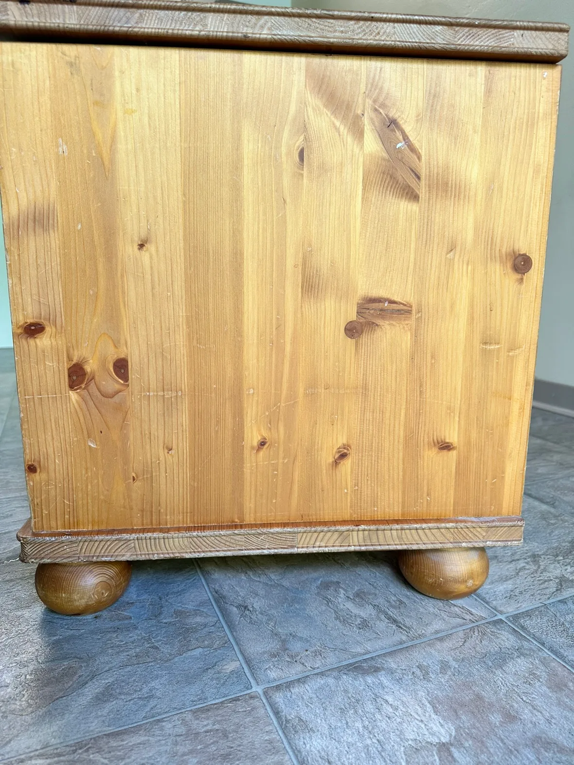 Wooden Storage Trunk image indicator(7)