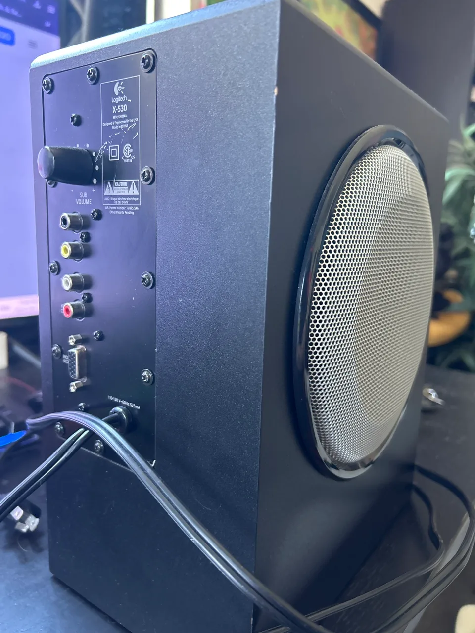 Logitech X-530 Subwoofer image indicator(3)