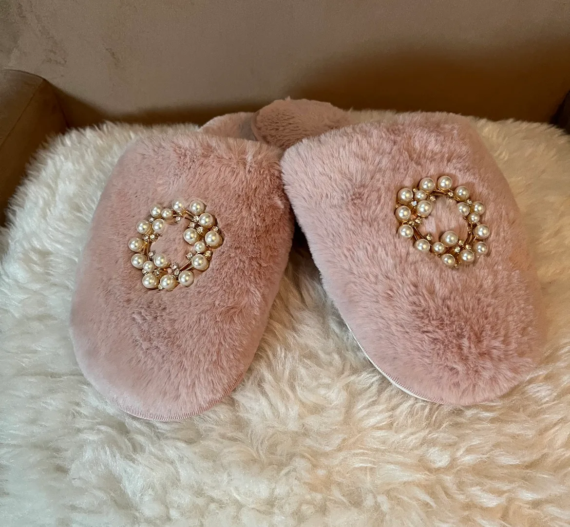 Pink Fuzzy Slippers with Pearl Detail 🧡 thumbnail