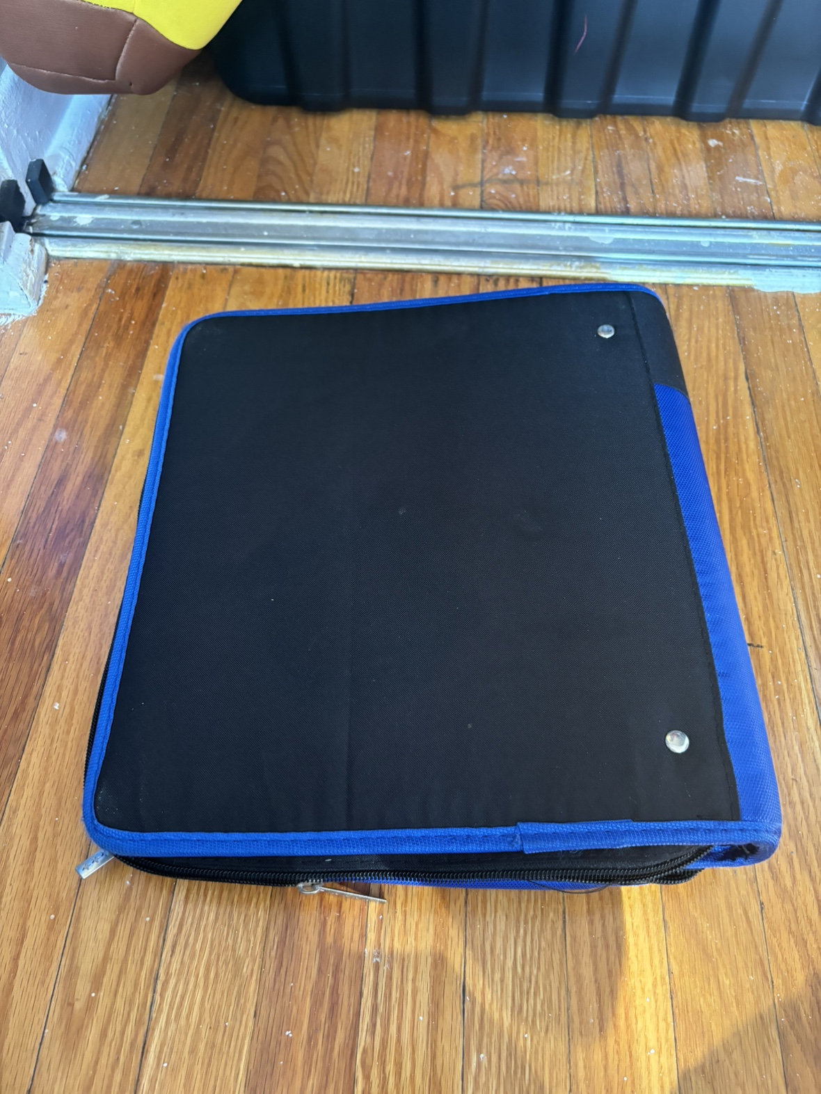 Five Star Zipper Binder - photo 4