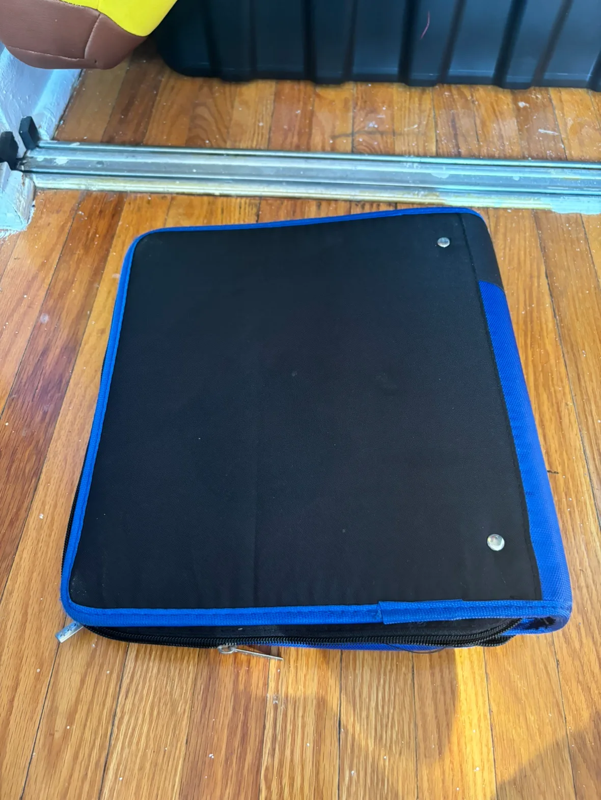 Five Star Zipper Binder image indicator(4)