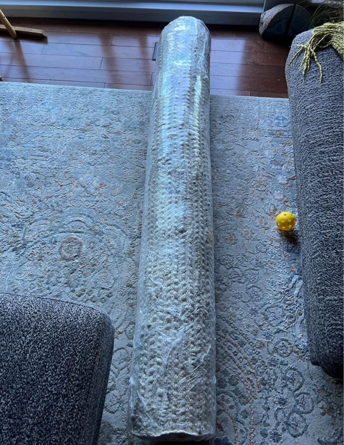 IKEA Off-white Handmade Area Rug | Includes felt underlayment - photo 5