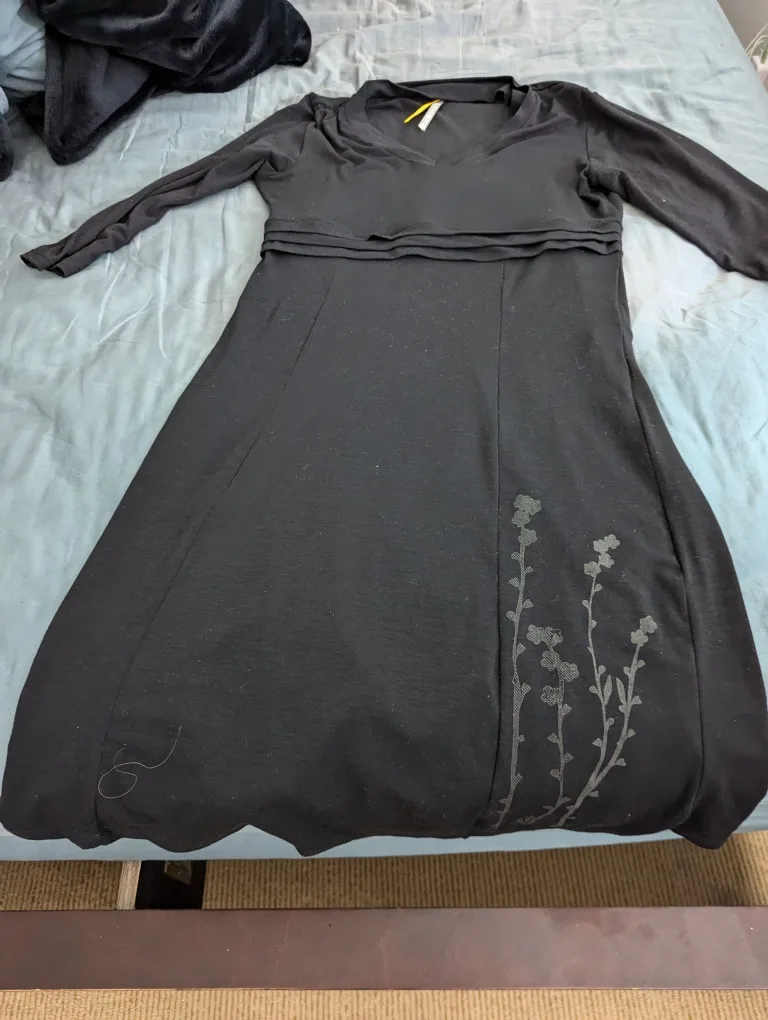 Clothes, Makeup, shoes-DM for prices image indicator(7)