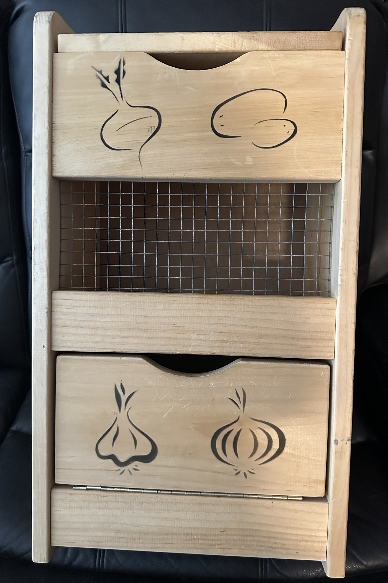 Bizier Vegetable Bin