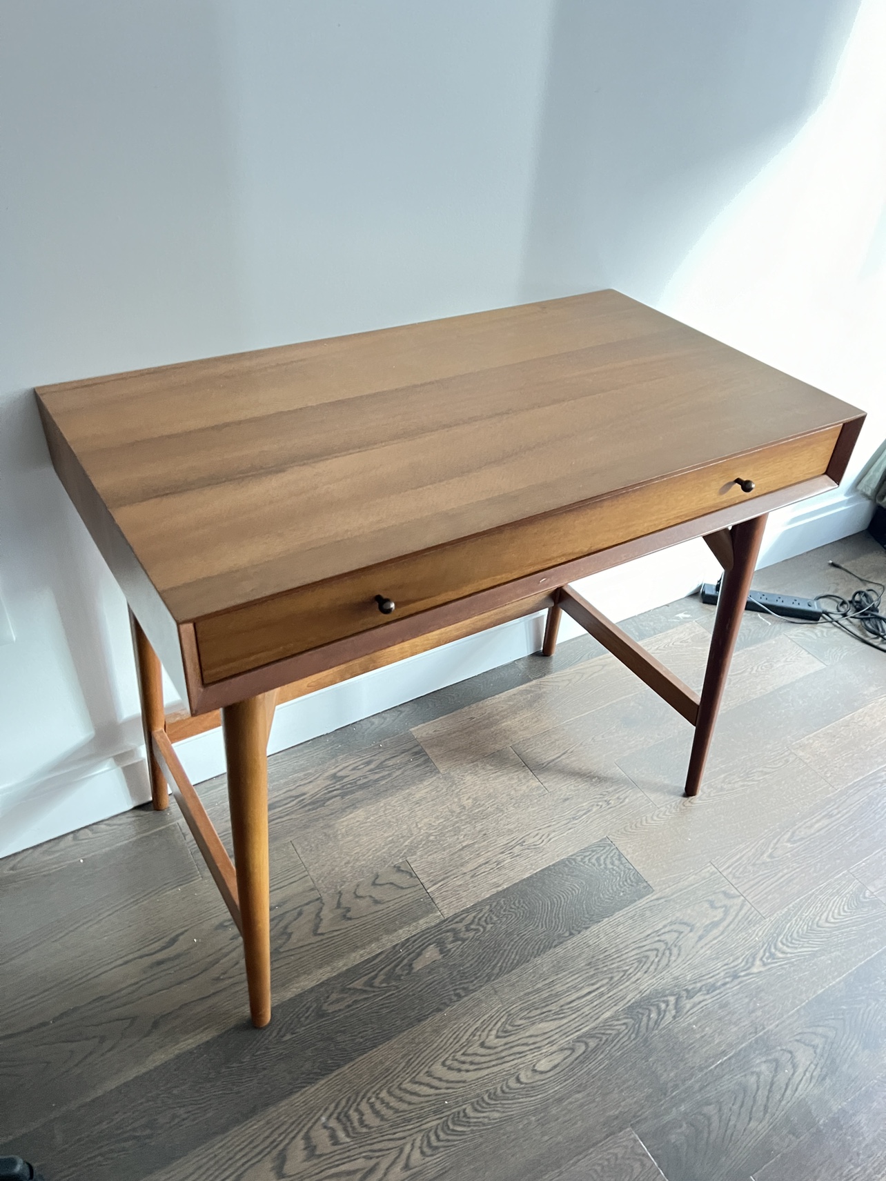 Modern Desk