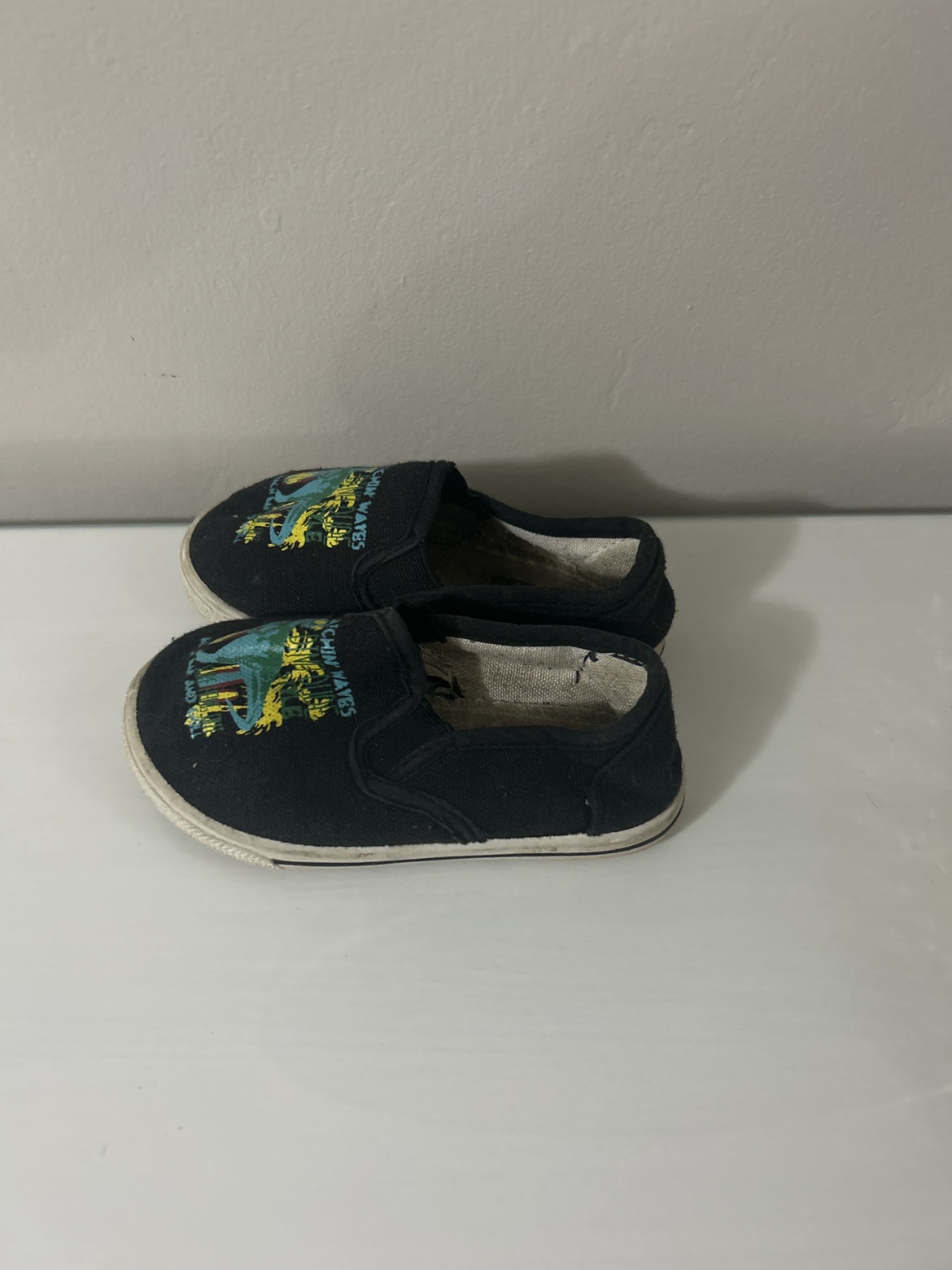 Slip-On Shoes Toddler ~ 2.5 yo #freecycle - photo 2