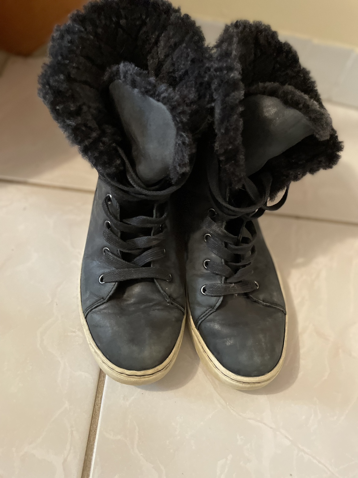 UGG Black High Top Sneakers Size 8