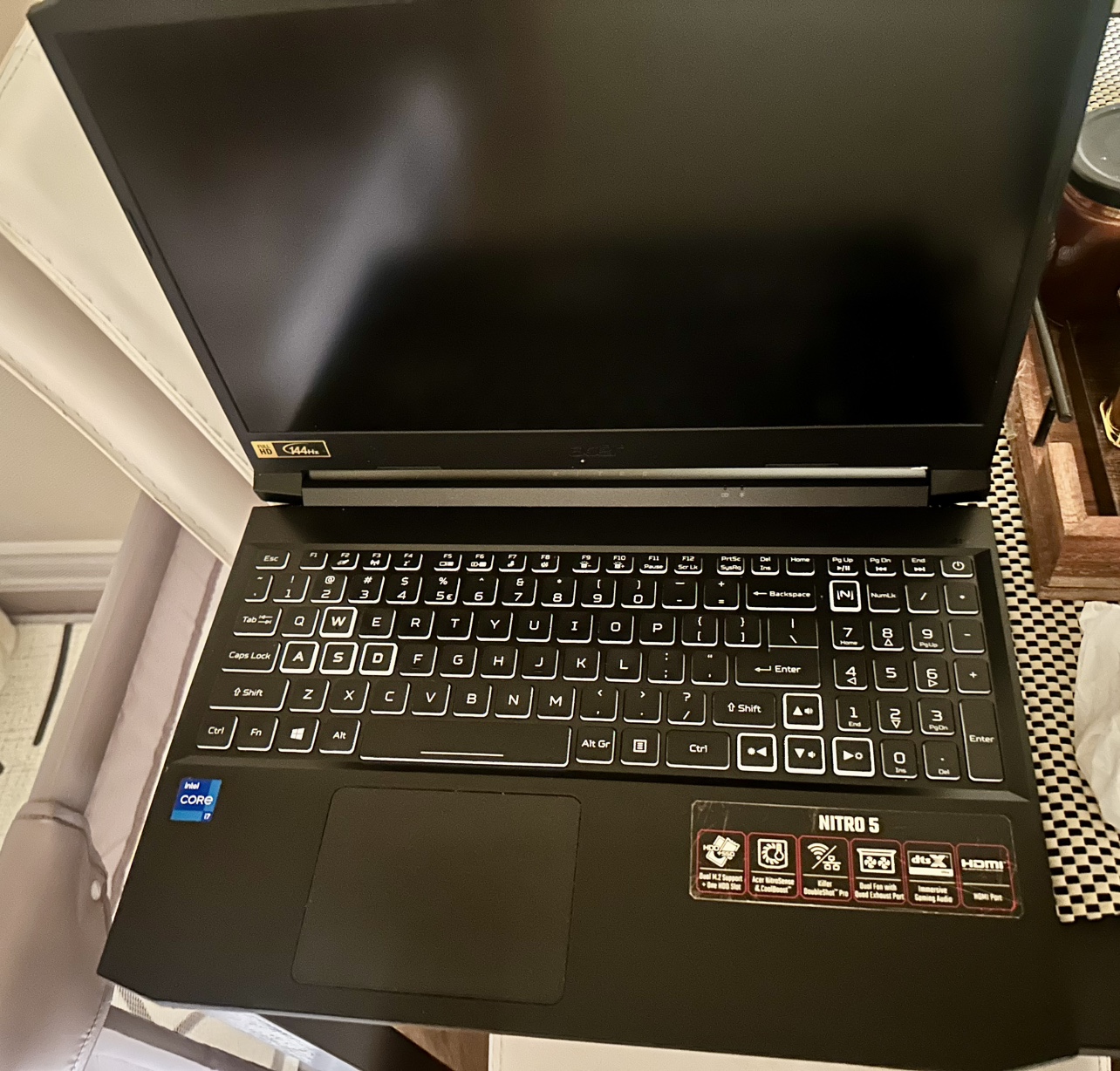 Acer Nitro 5 AN515-57 Intel Core i7-11800H 15.6 gaming laptop