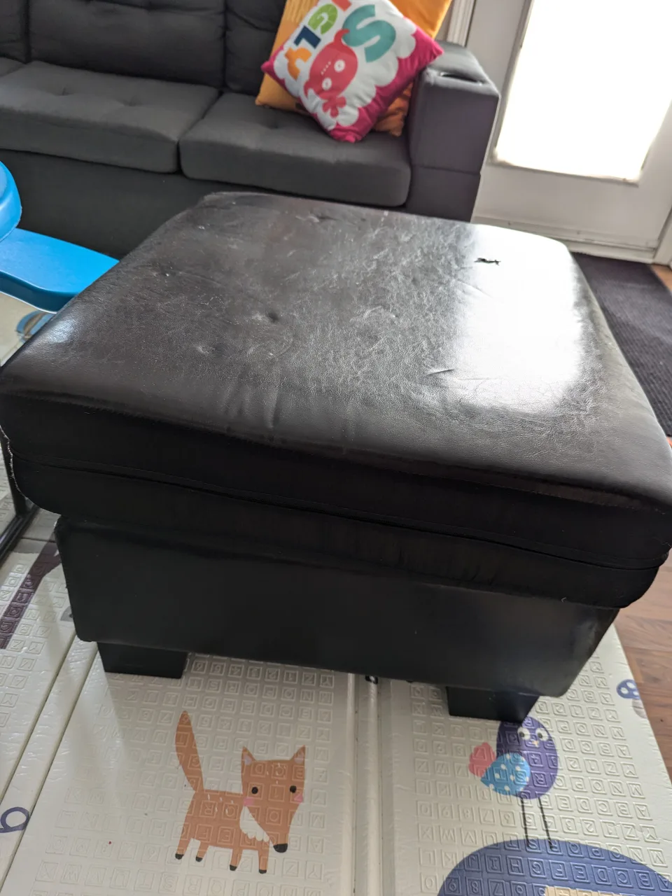 Free Ottoman (has a small hole on the top) #Freecycle image indicator(2)