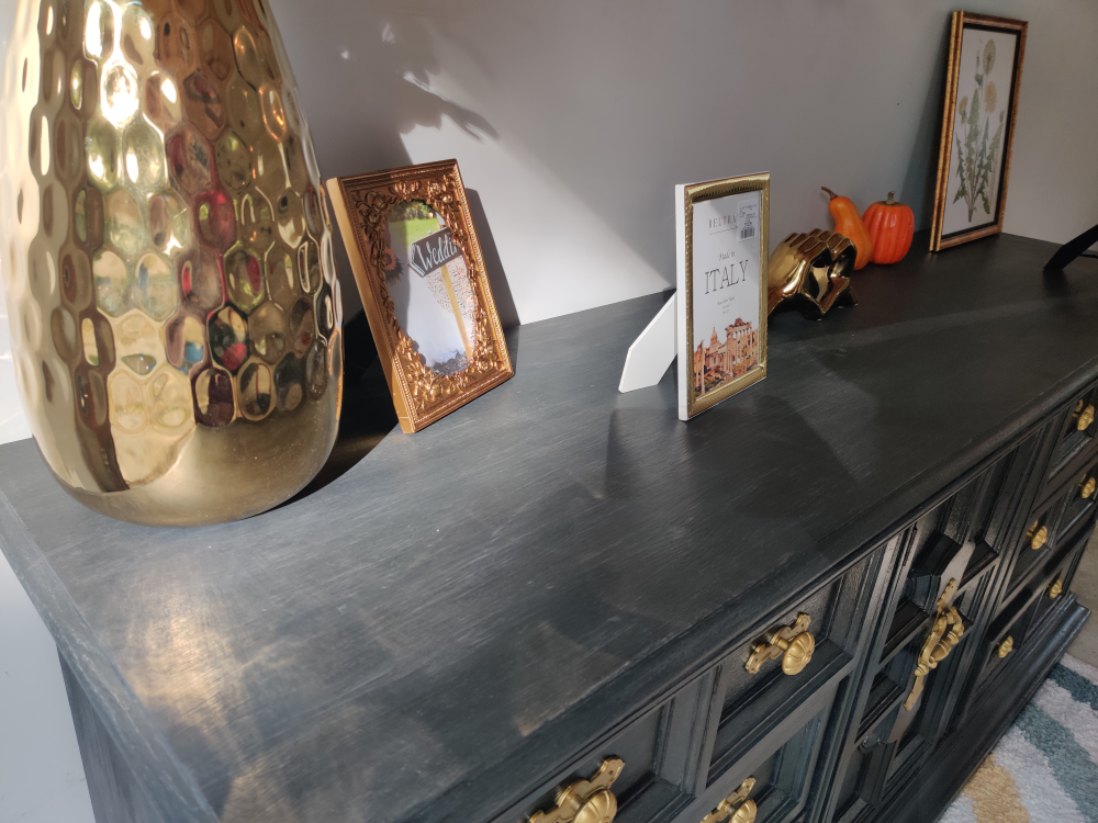 Vintage Dresser - photo 4