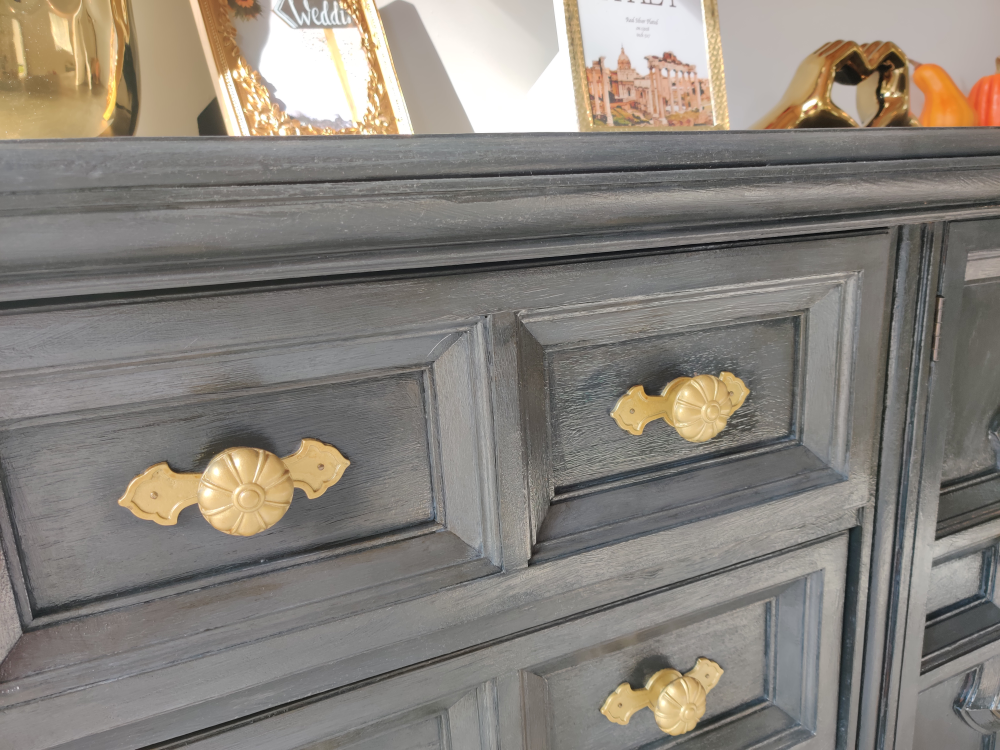 Vintage Dresser - photo 5