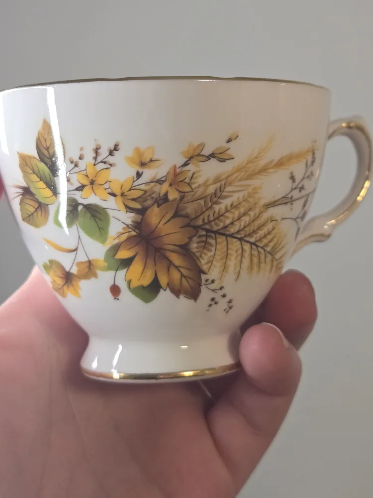 tea cup and saucer vintage thumbnail