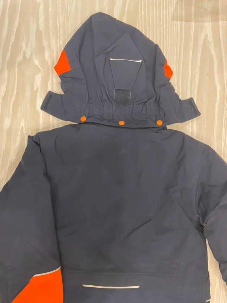 Helly Hansen Kids Snowsuit sz 9 image indicator(7)