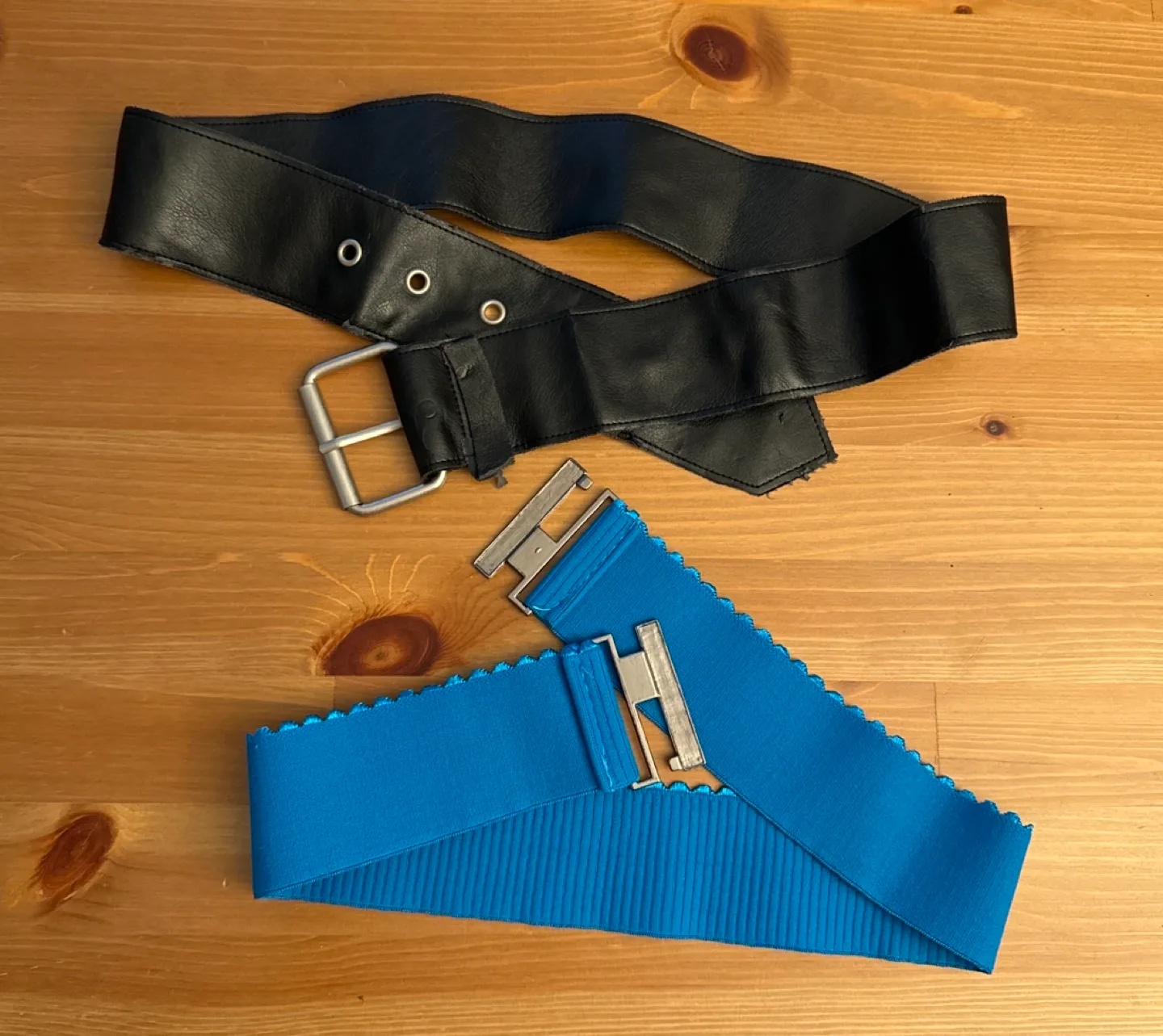 Two Belts thumbnail