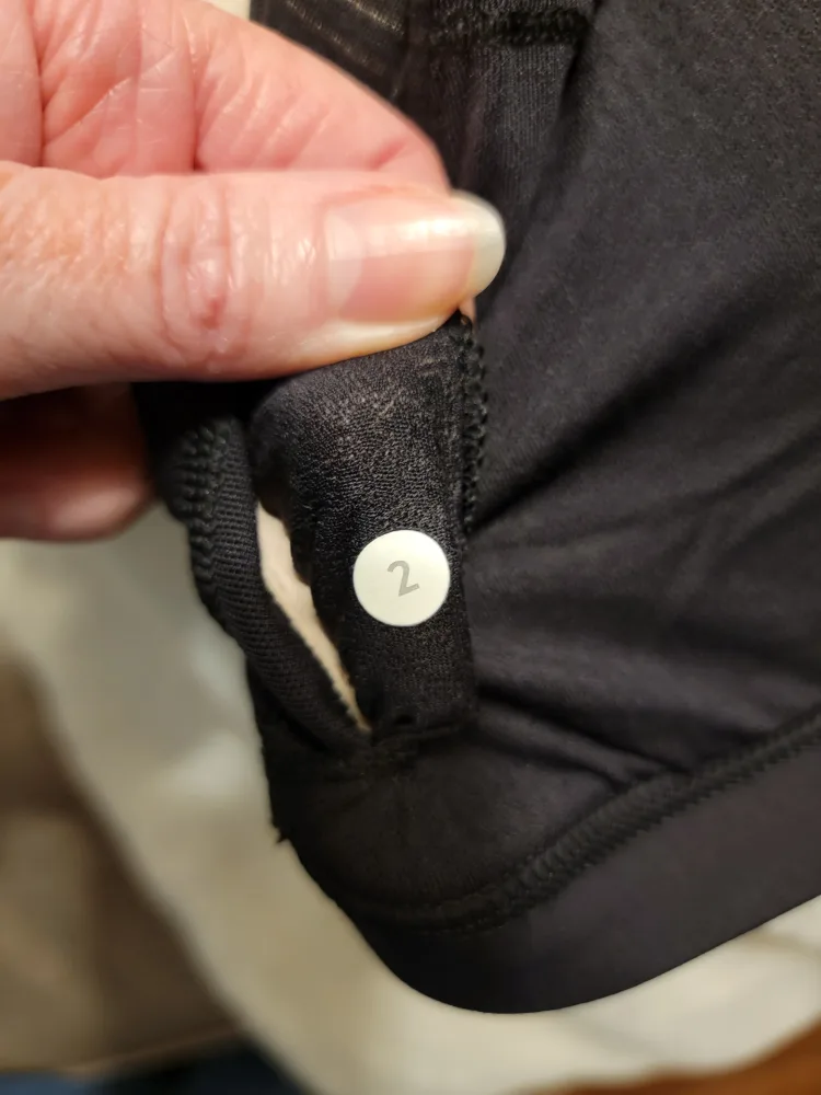 Lululemon Cross back 'Wild' tank image indicator(7)
